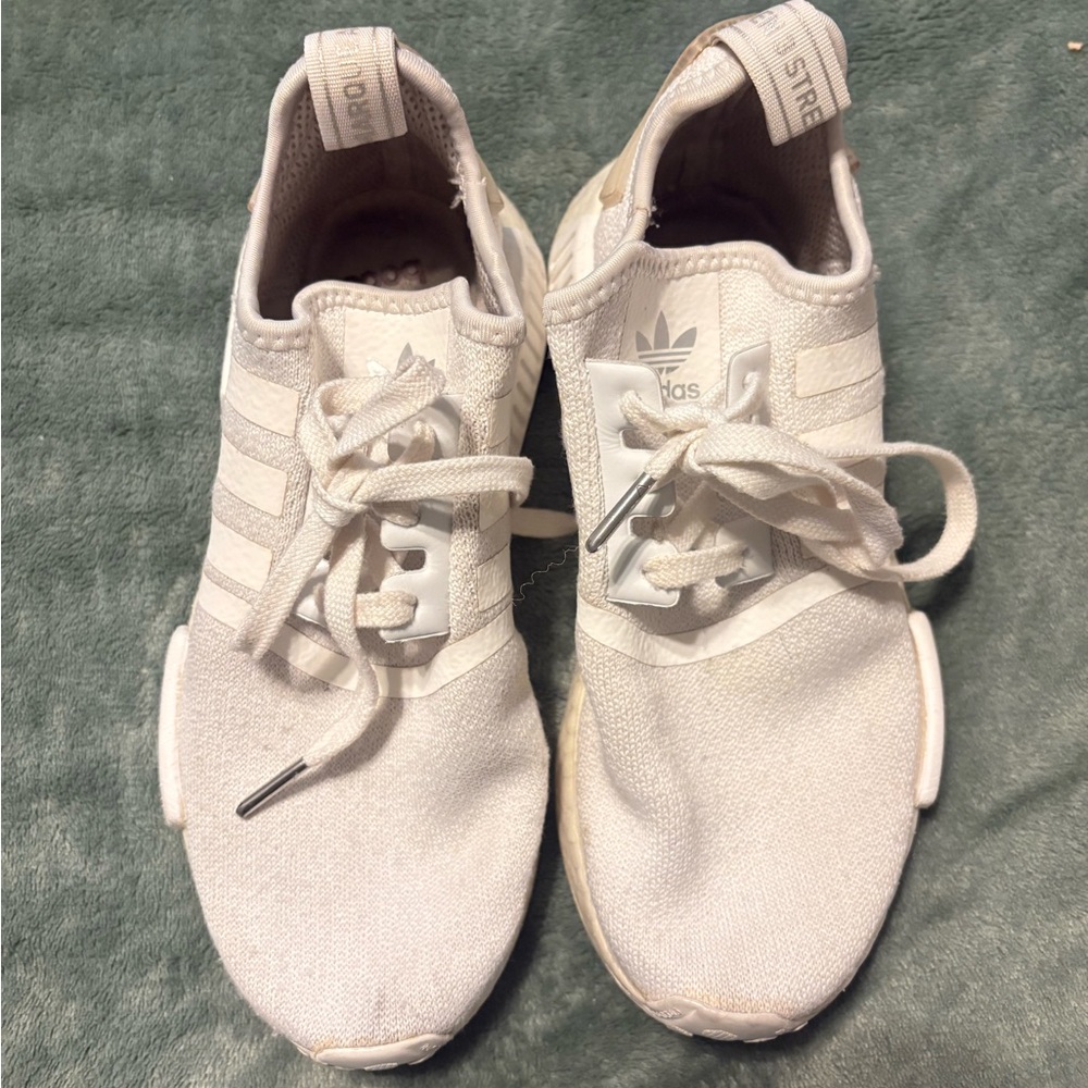 Women’s Adidas NMD R1 Shoes